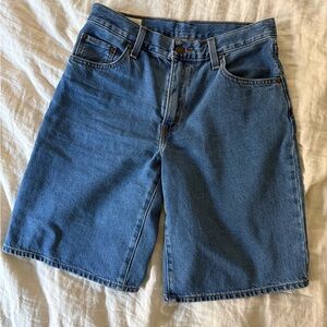 Levi’s denim short sz 26
